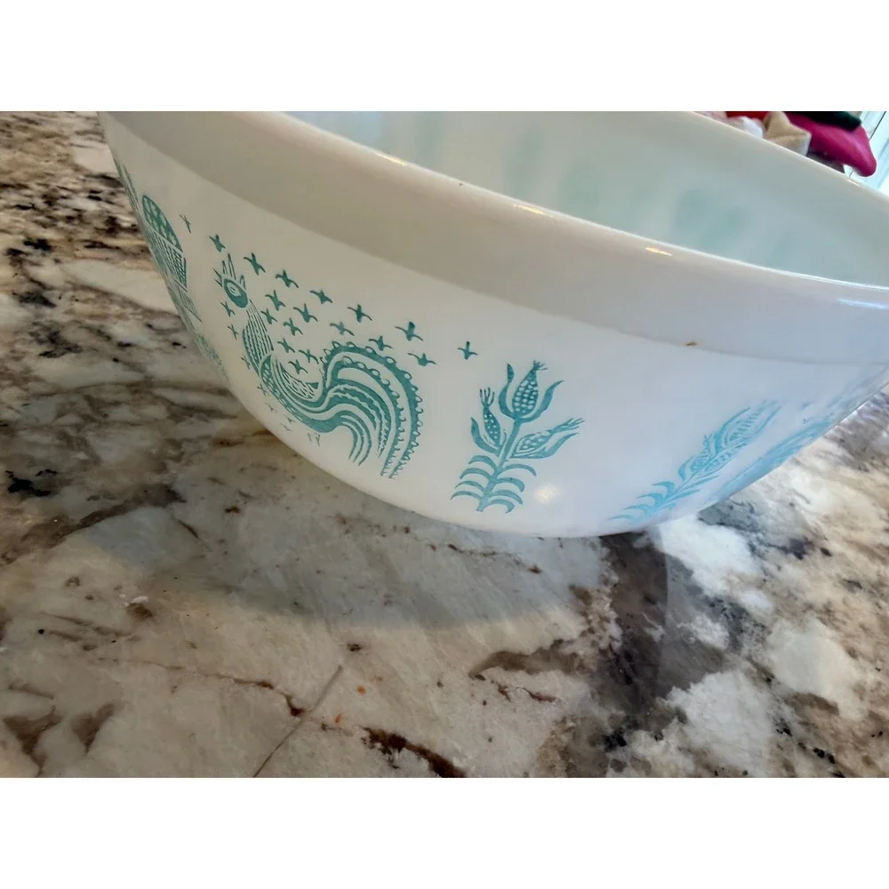Pyrex Mixing Bowl Butterprint 2.5 Qt Turquoise 403 Amish Vintage Milk Glass #403